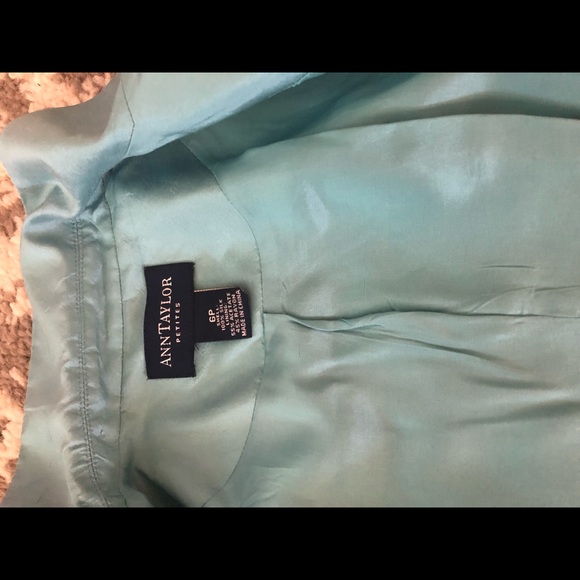 Baby blue Ann Taylor blazer - Picture 3 of 5